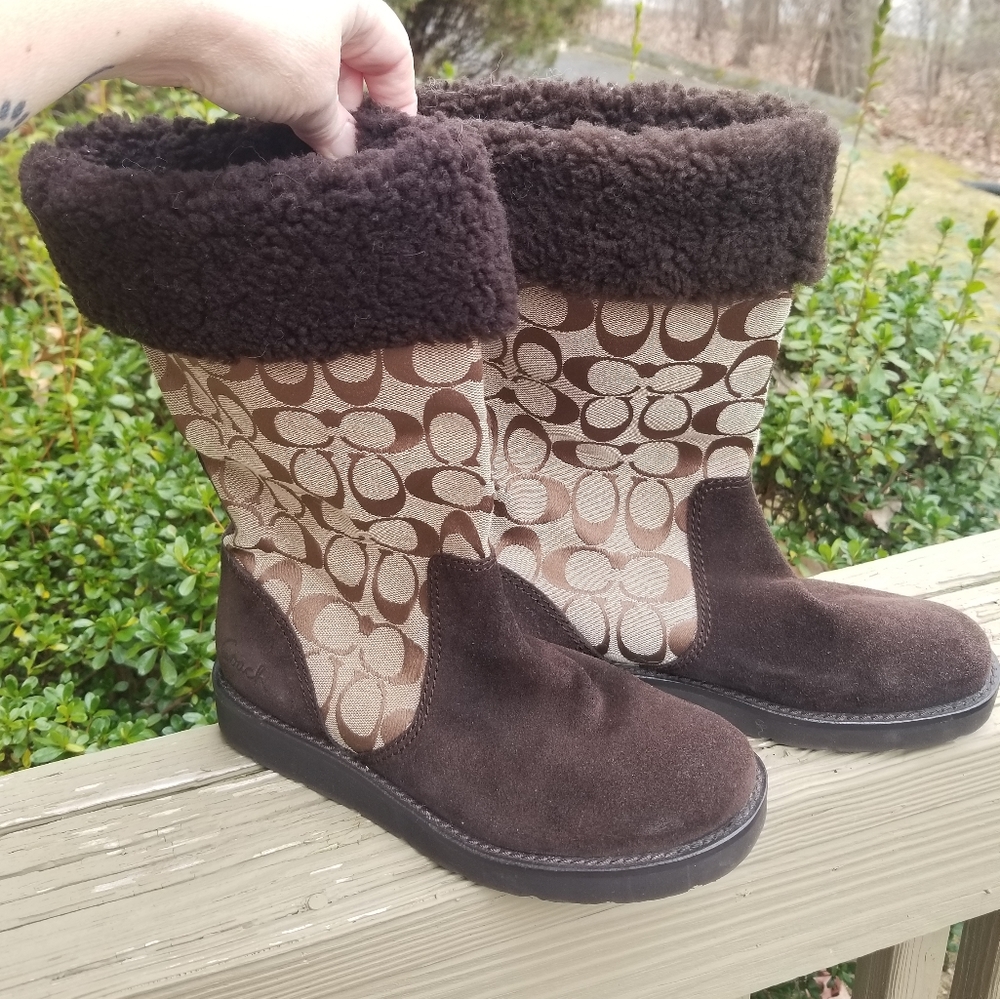 Coach signature winter boots